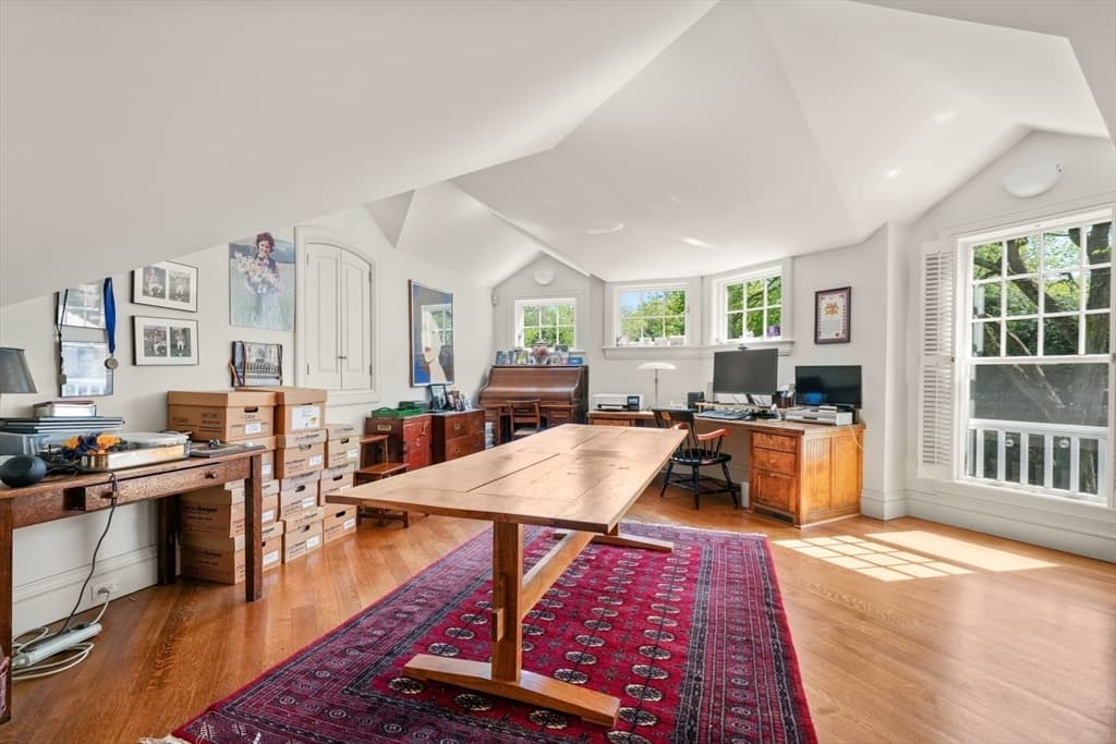 198 Clyde Street, Brookline MA 02467 photo 21