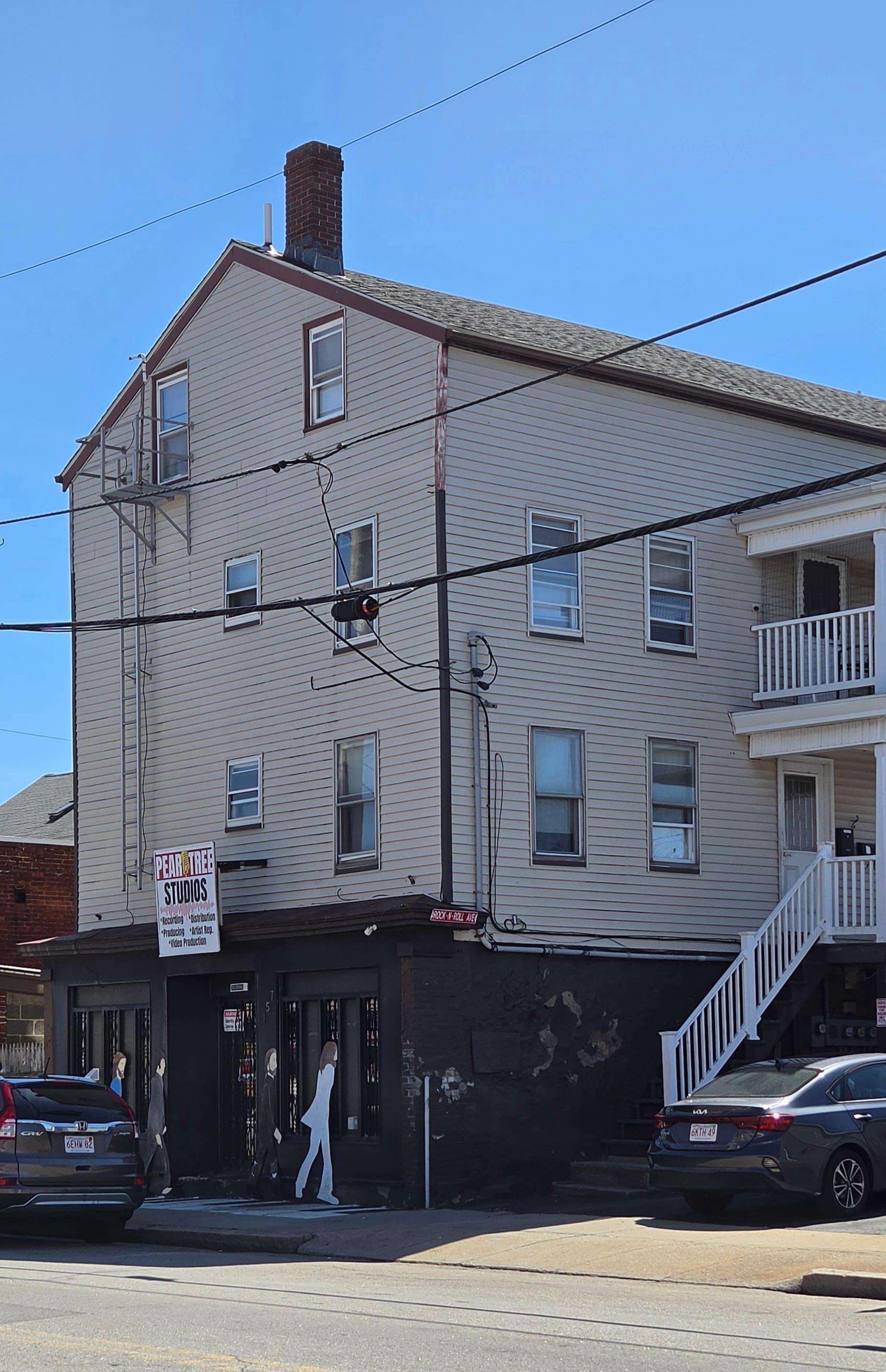 5+ Family - 5+ Units Up/Down at 155 Rodman St, Fall River MA 02721, photo 29 of 32