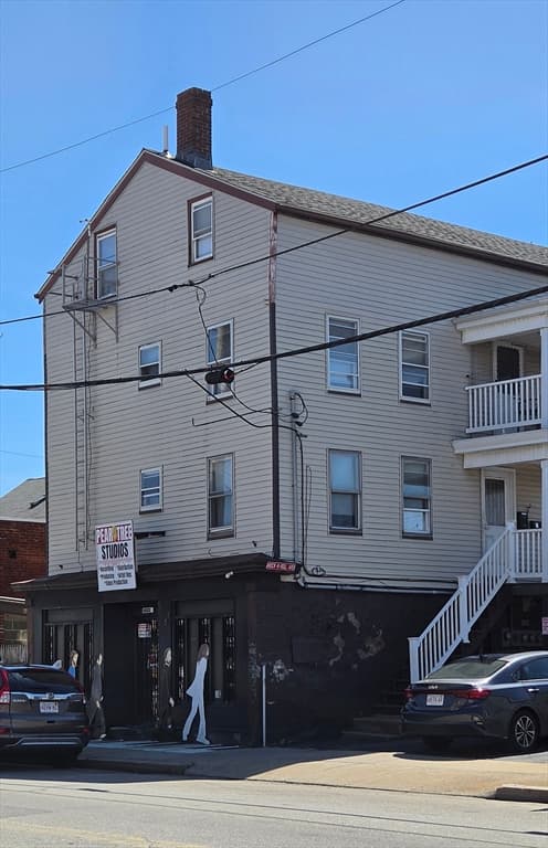 155 Rodman St, Fall River MA 02721 photo 4