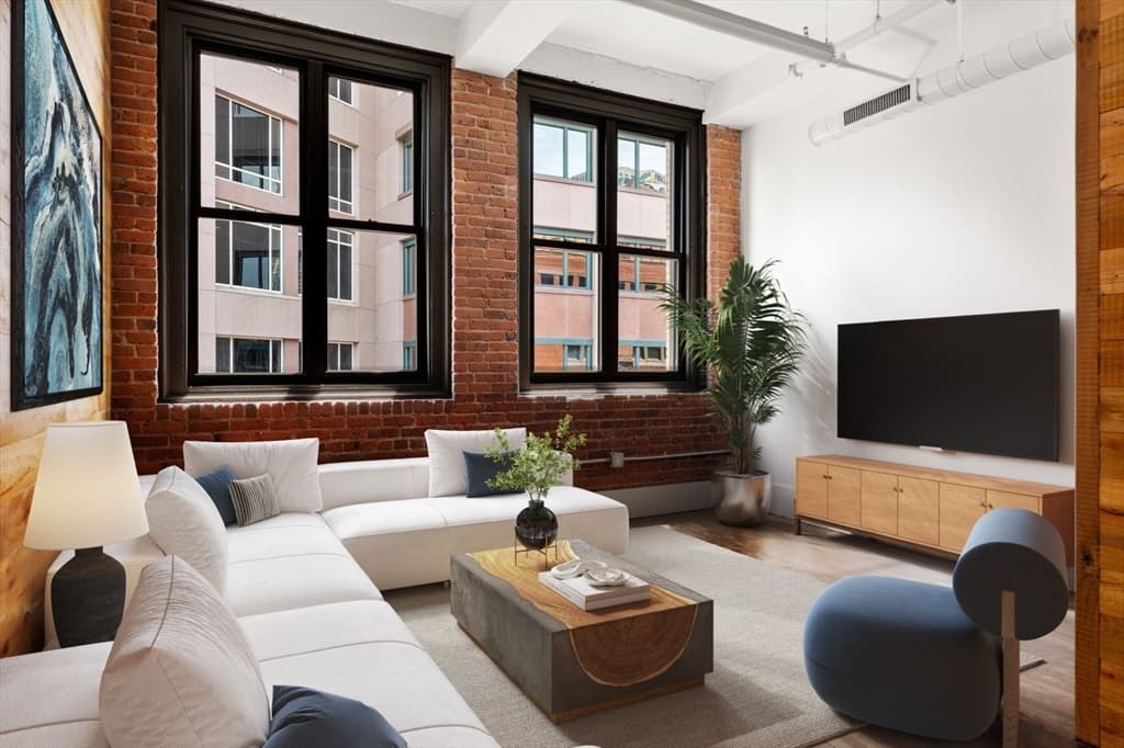 190 High St # 5, Boston MA 02210