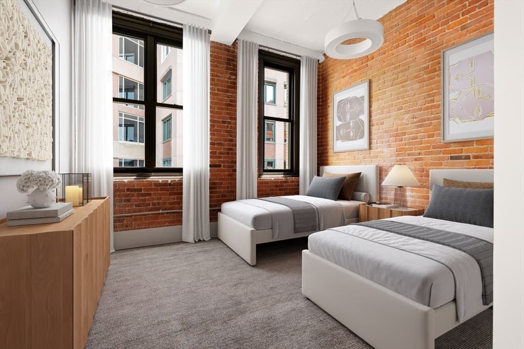 Condominium at 190 High St # 5, Boston MA 02210, photo 9 of 11