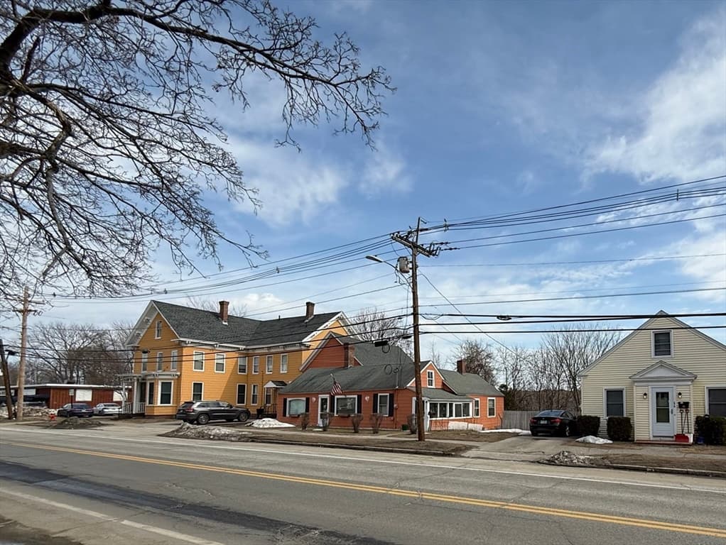 273-279 S Main St, Concord NH 03301 photo 2