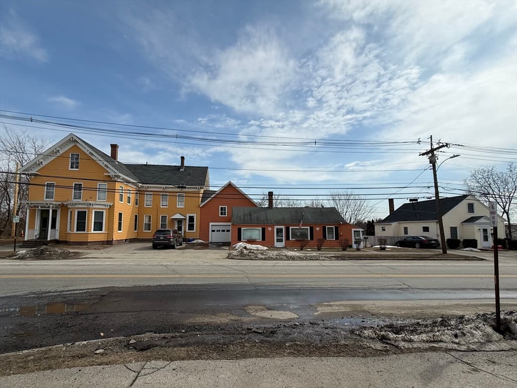 273-279 S Main St, Concord NH 03301