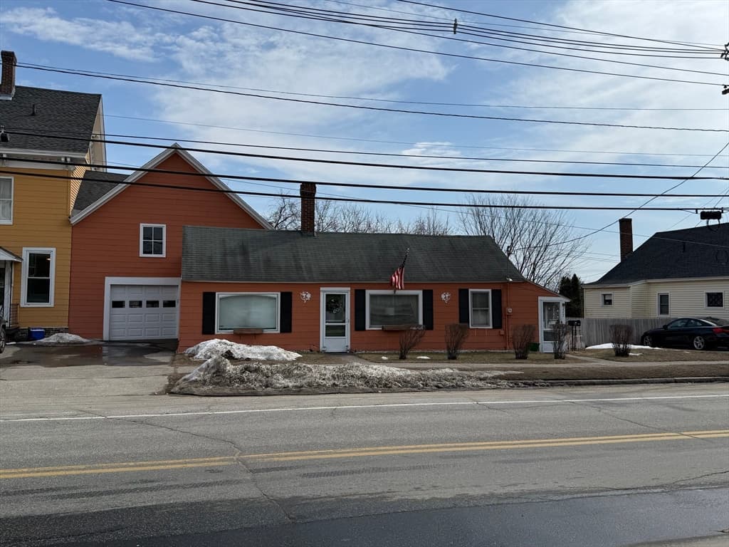273-279 S Main St, Concord NH 03301 photo 4