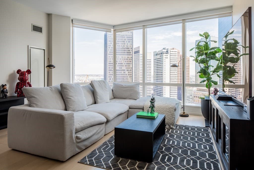 Condominium at 1 Franklin St # 3107, Boston MA 02110, photo 2 of 27