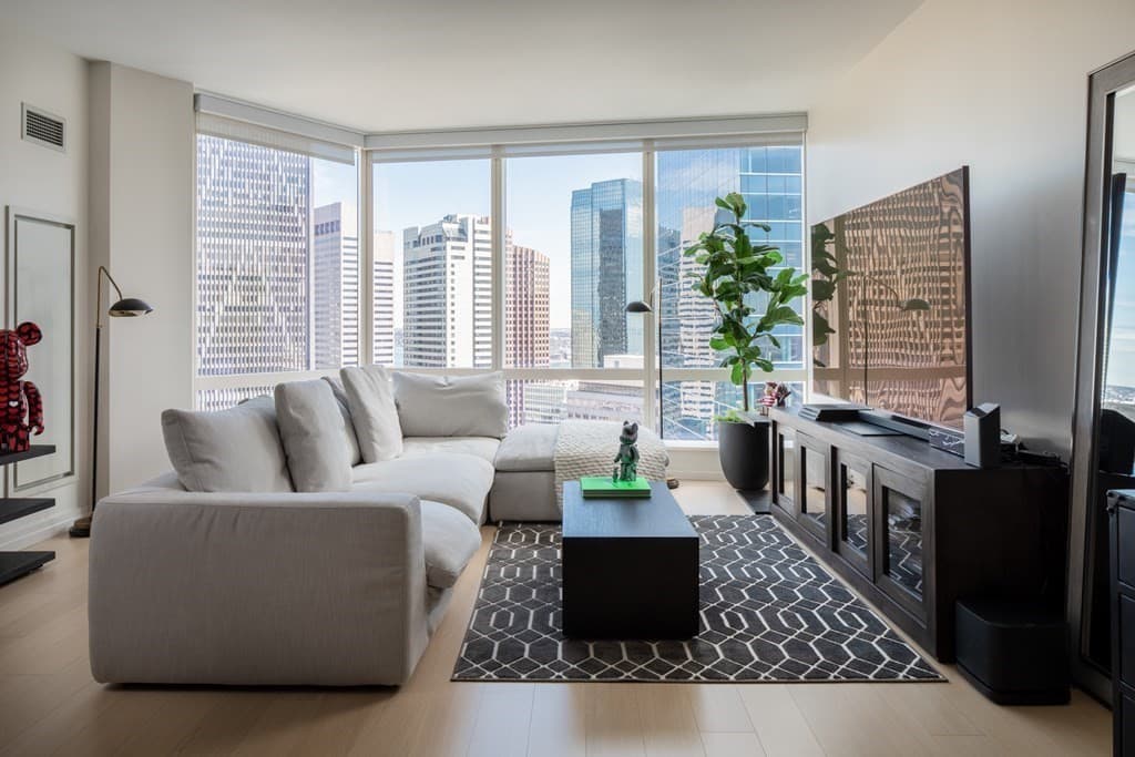 Condominium at 1 Franklin St # 3107, Boston MA 02110, photo 3 of 27