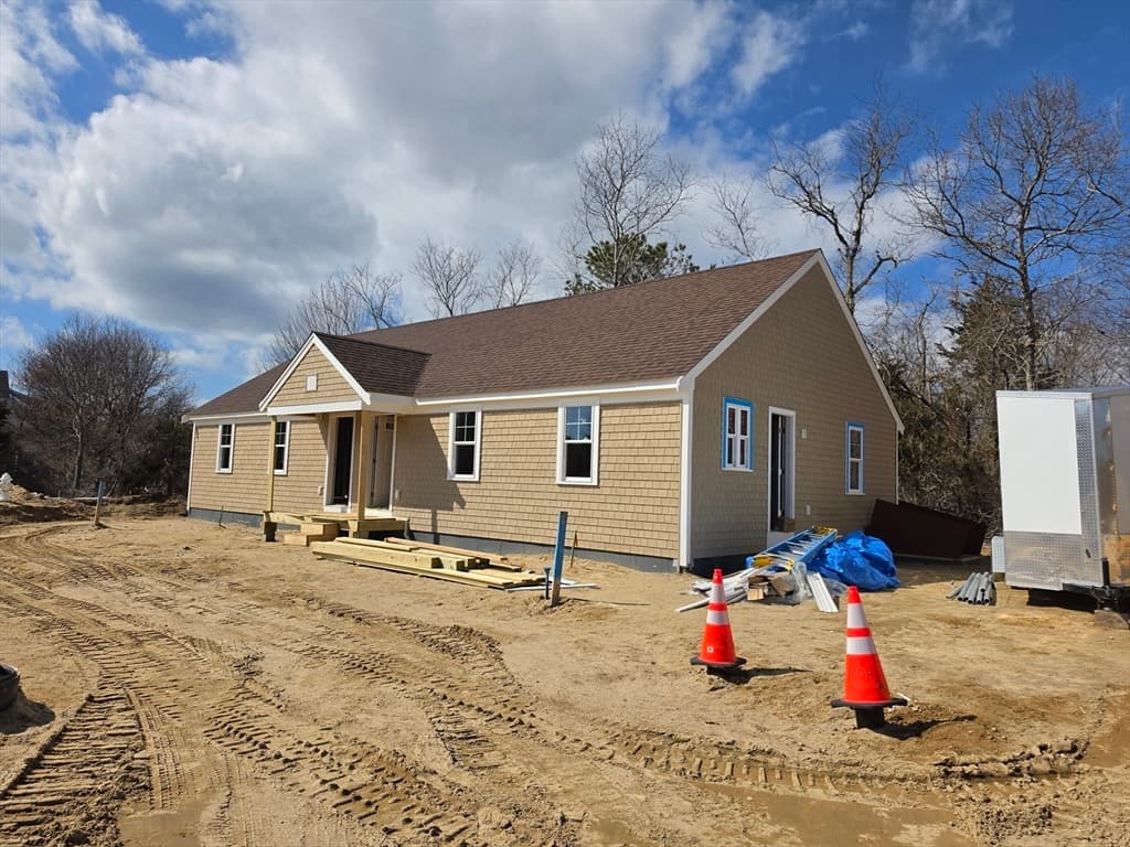 87 Acapesket Rd # 2B, Falmouth MA 02536