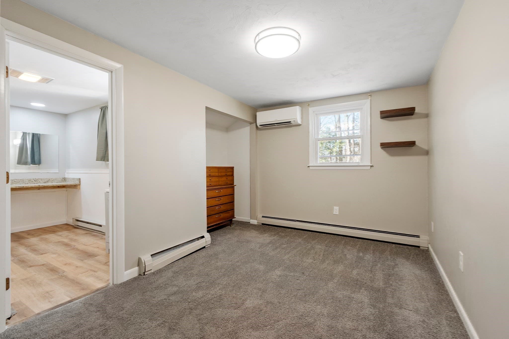 Single Family Residence at 511 E County Rd, Rutland MA 01543, photo 15 of 42