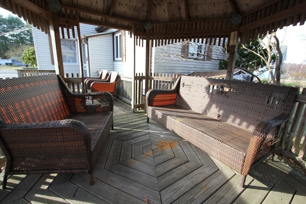300 Chestnut St, Franklin MA 02038 photo 24
