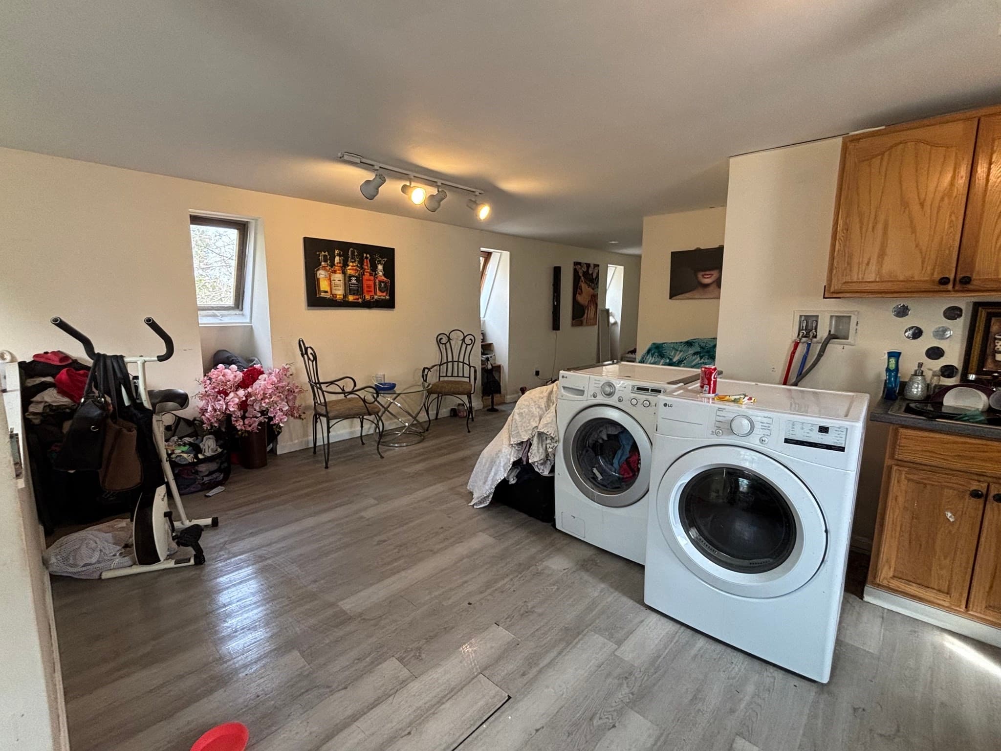 Single Family Residence at 2232 Cranberry Hwy # B, Wareham MA 02576, photo 2 of 9