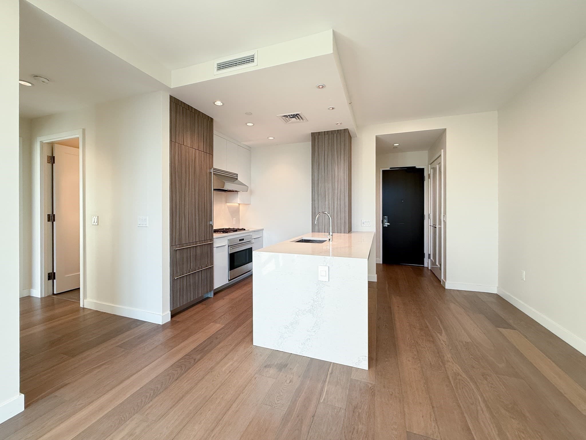 Condominium at 188 Brookline Ave # 24I, Boston MA 02215, photo 11 of 42
