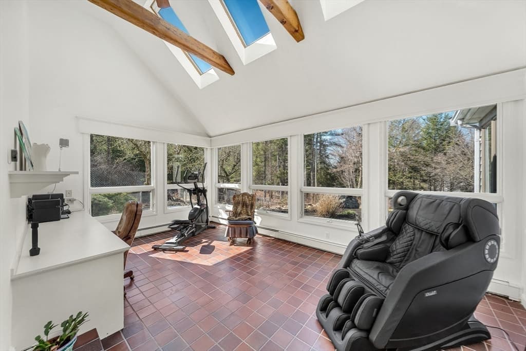 39 Kings Grant Rd, Weston MA 02493 photo 13