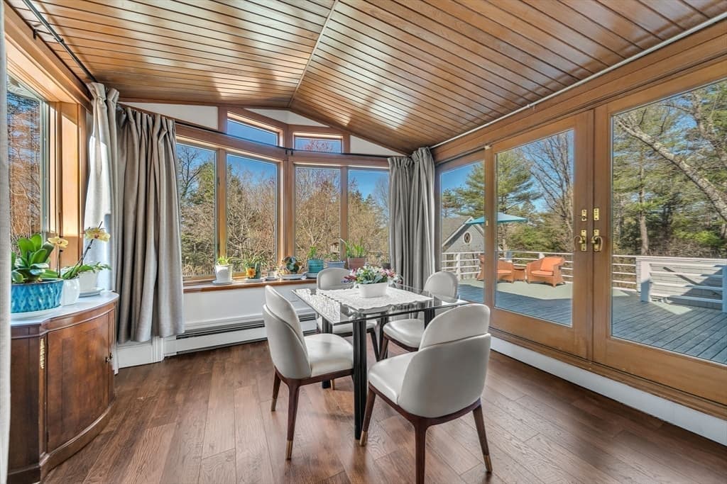 39 Kings Grant Rd, Weston MA 02493 photo 14