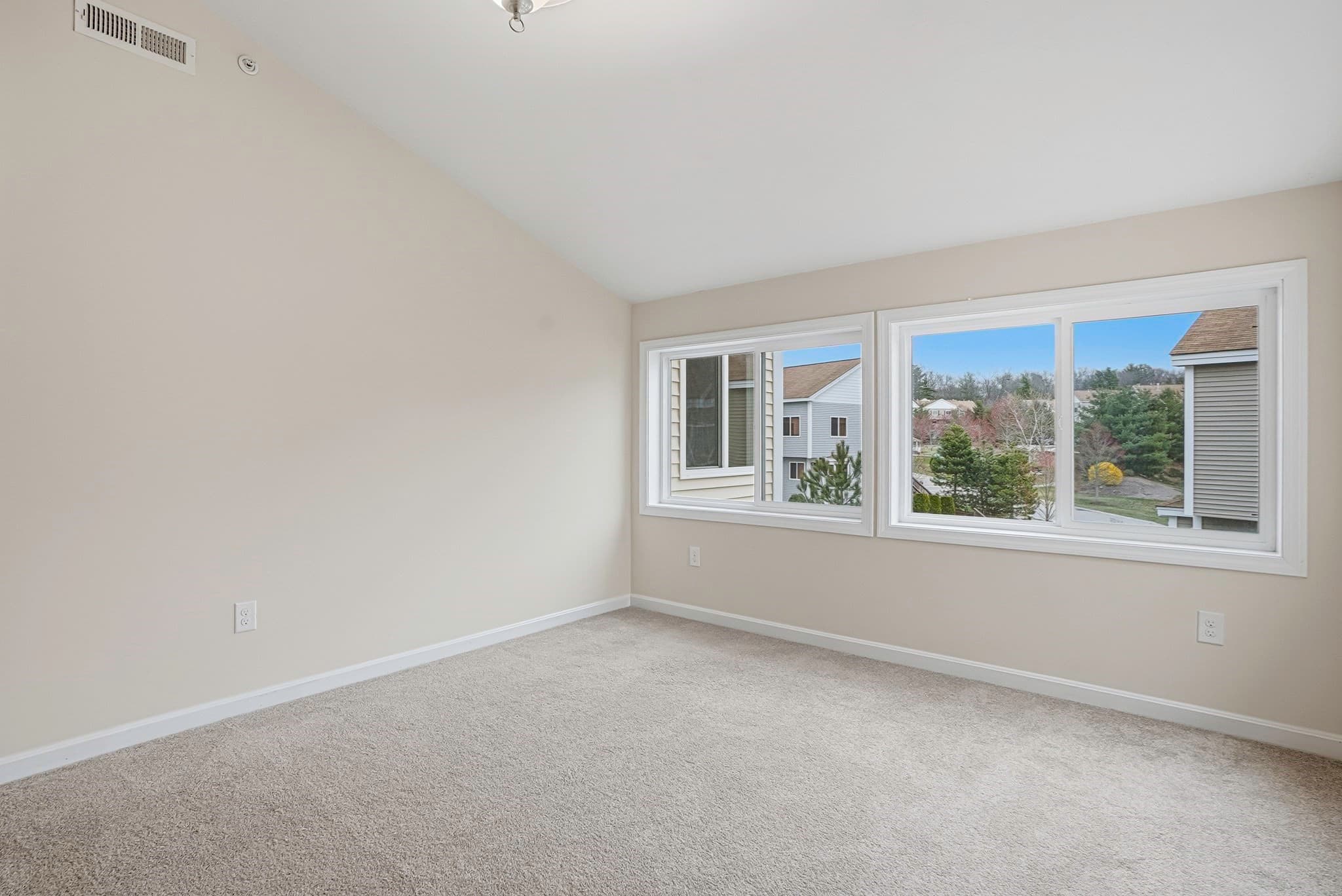 Condominium at 439 America Blvd # 439, Ashland MA 01721, photo 27 of 42