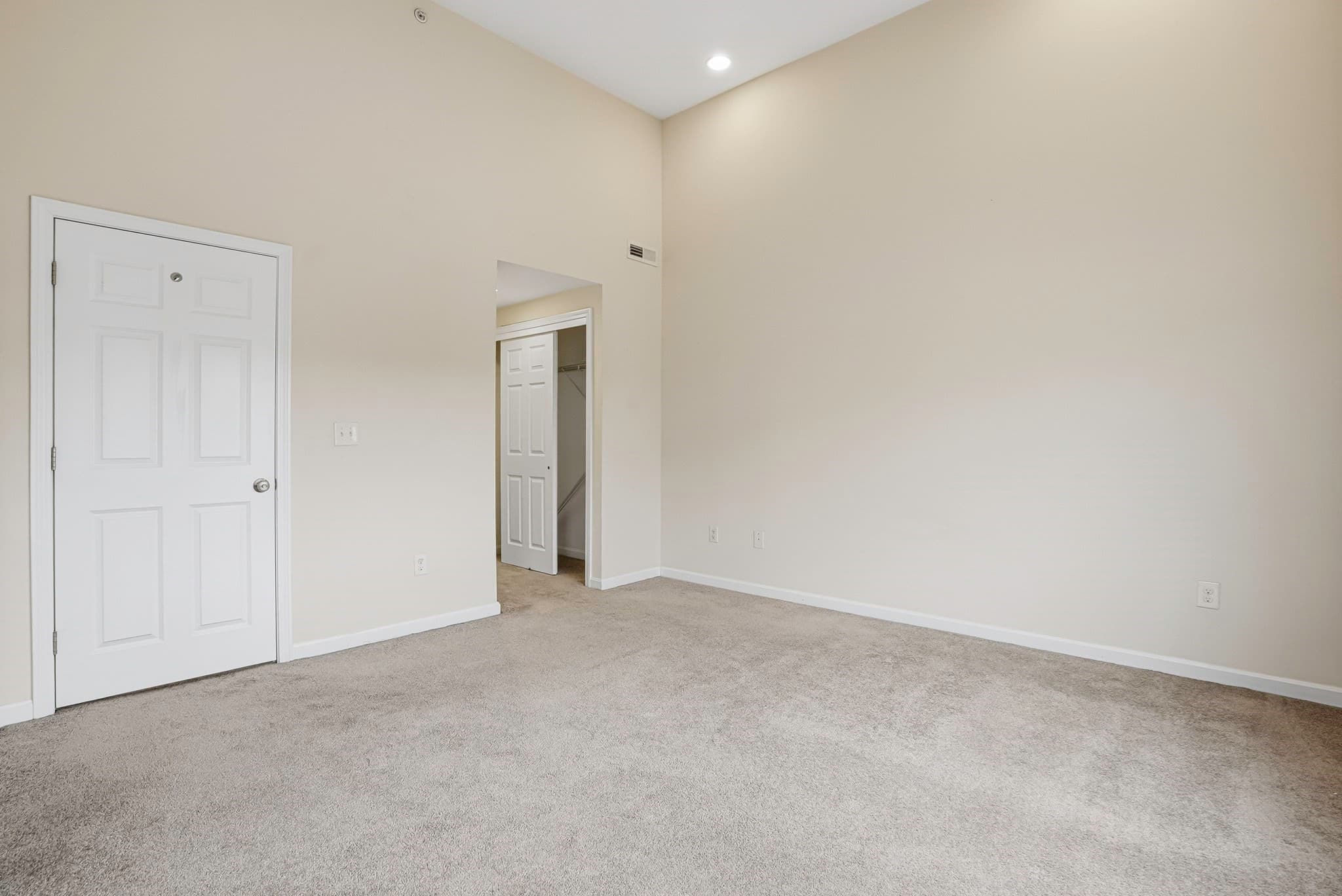 Condominium at 439 America Blvd # 439, Ashland MA 01721, photo 33 of 42