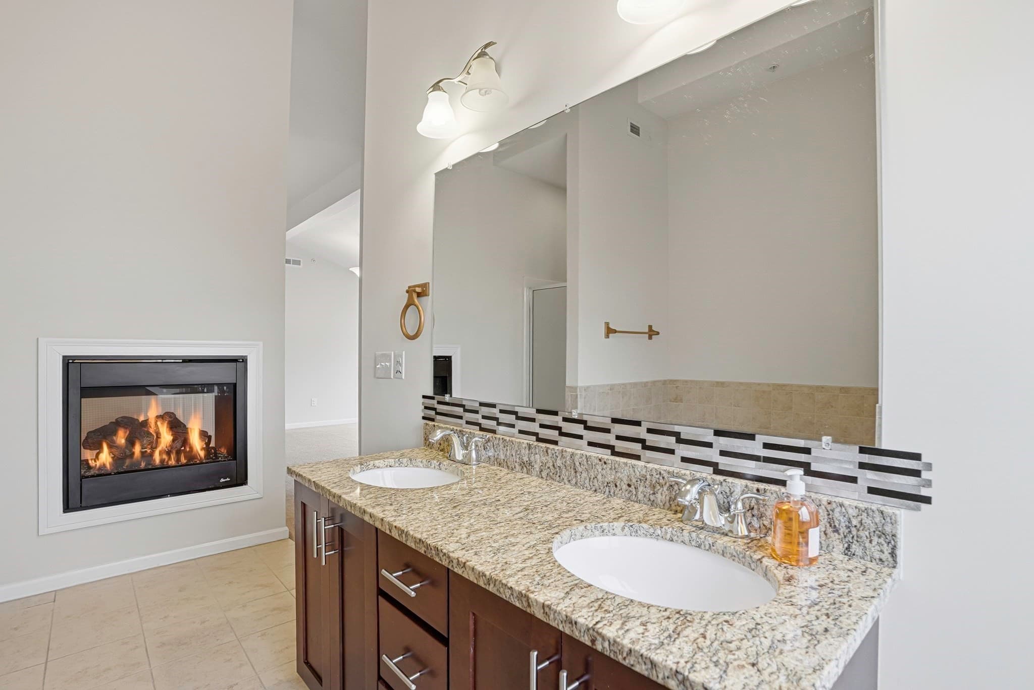 Condominium at 439 America Blvd # 439, Ashland MA 01721, photo 31 of 42