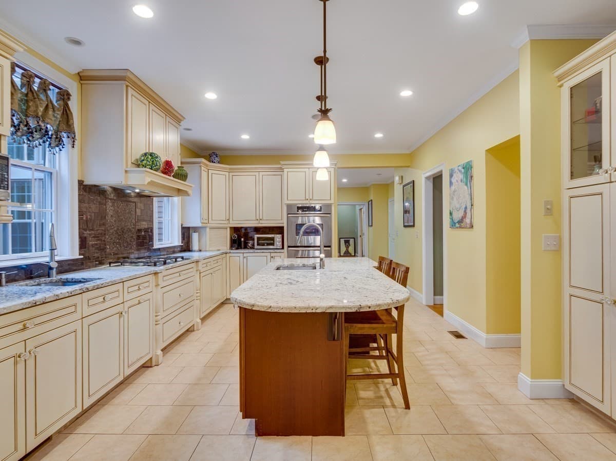 Single Family Residence at 14 Nassau Drive, Winchester MA 01890, photo 14 of 30