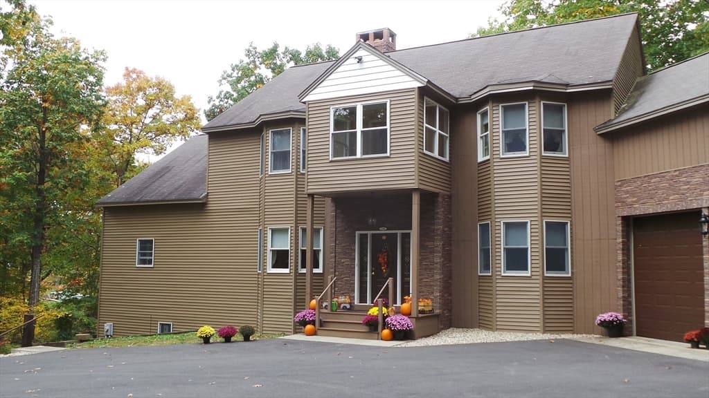 Single Family Residence at 198 S. Royalston Rd., Athol MA 01331, photo 2 of 41