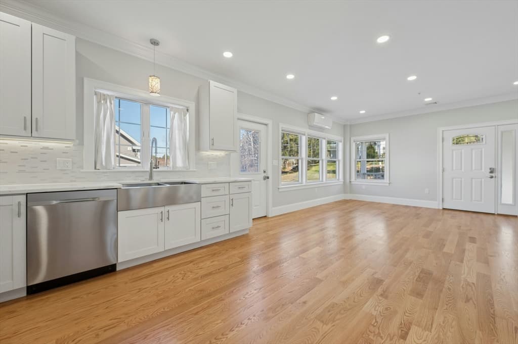 140 Main St # B, Upton MA 01568 photo 9