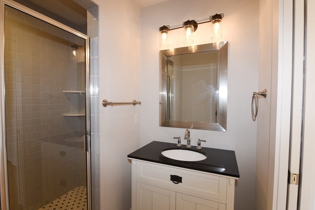 Condominium at 3 Proprietors Dr # 7, Marshfield MA 02050, photo 3 of 23