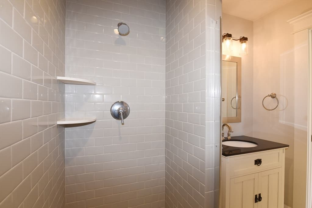 Condominium at 3 Proprietors Dr # 7, Marshfield MA 02050, photo 4 of 23