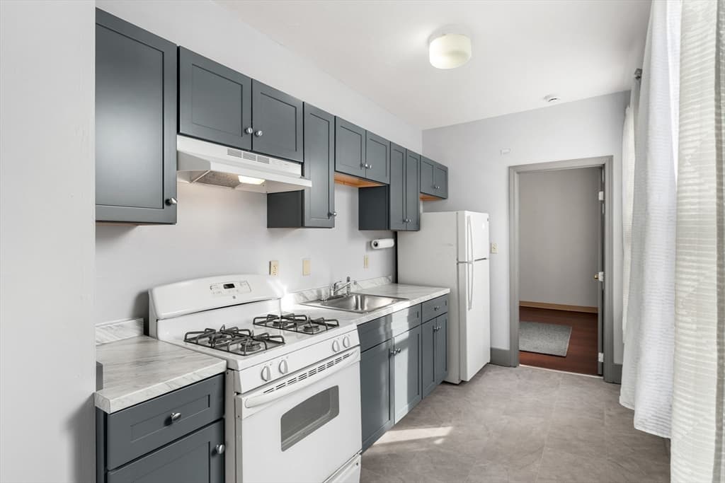 5+ Family - 5+ Units Up/Down at 70-72 Russell Street, Worcester MA 01609, Worcester, photo 19 of 30