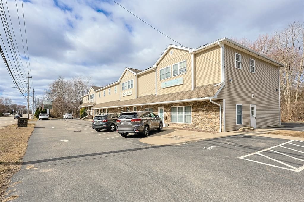 44 Washington Street, Plainville MA 02762 photo 3