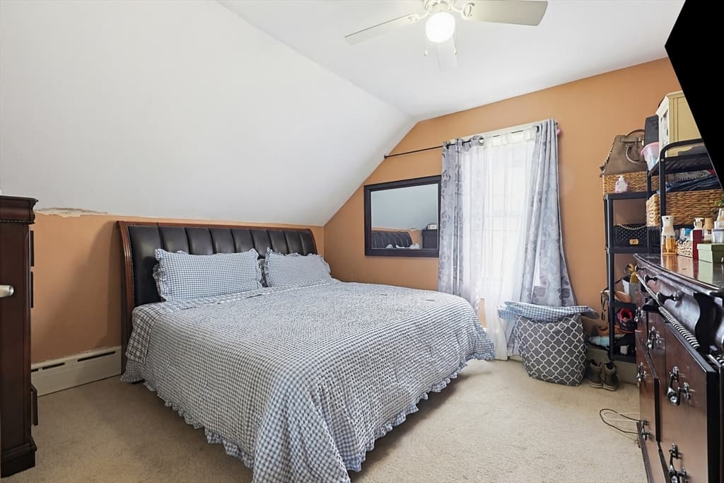 Single Family Residence at 31 Russell St, Fall River MA 02721, photo 14 of 17