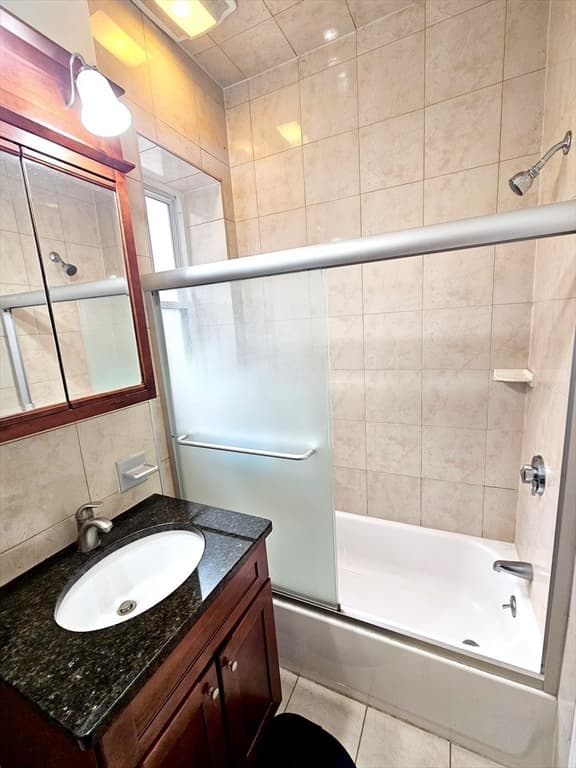 Condominium at 1564 Commonwealth Ave # 5, Boston MA 02135, photo 3 of 12