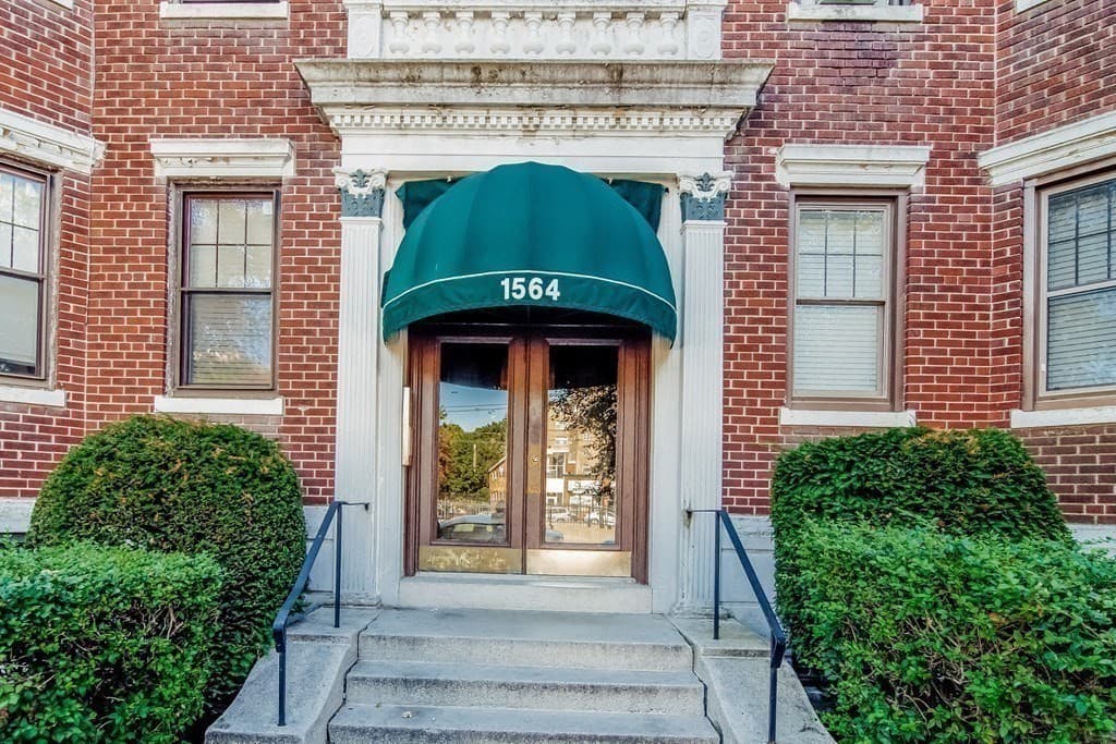 Condominium at 1564 Commonwealth Ave # 5, Boston MA 02135, photo 11 of 12