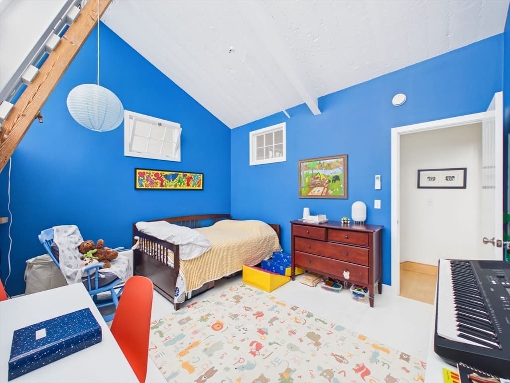 Condominium at 123 Sawyer St # 1, New Bedford MA 02746, New Bedford, photo 18 of 24