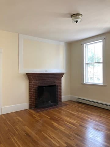 5+ Family - 5+ Units Up/Down at 126 Pleasant St, Marblehead MA 01945, photo 6 of 20