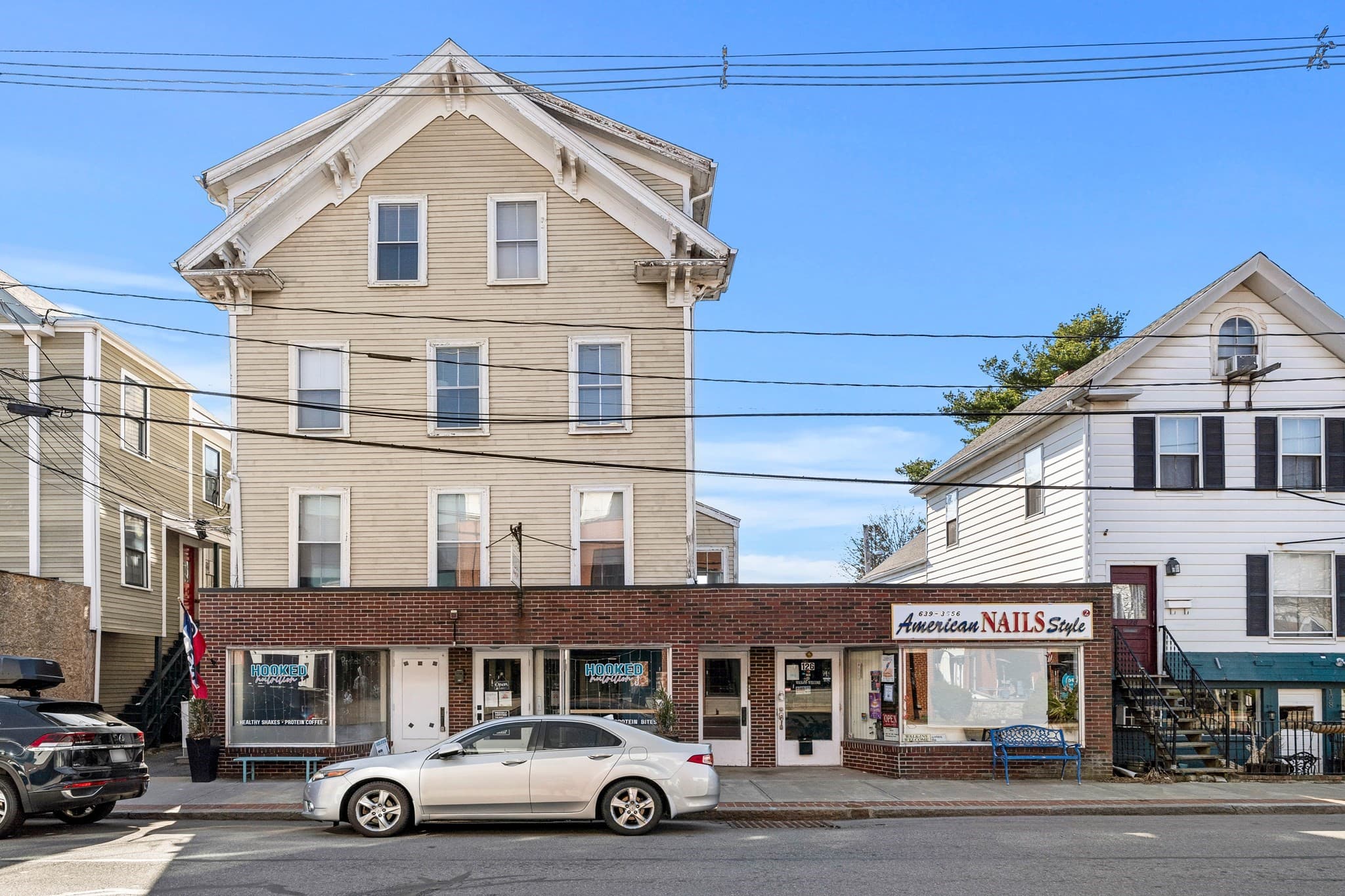 126 Pleasant St, Marblehead MA 01945