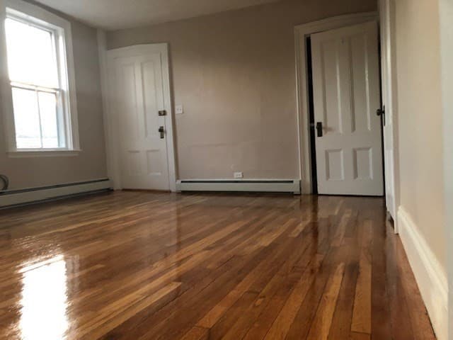 5+ Family - 5+ Units Up/Down at 126 Pleasant St, Marblehead MA 01945, photo 10 of 20