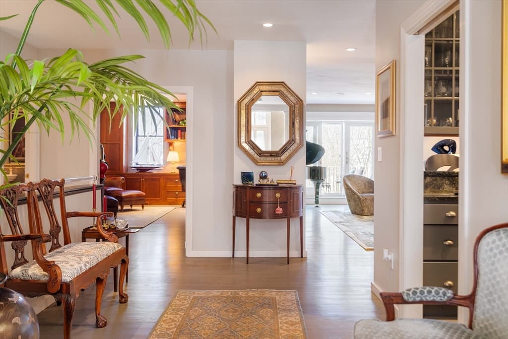 Condominium at 103 Bellevue St # 4, Newton MA 02458, photo 6 of 39