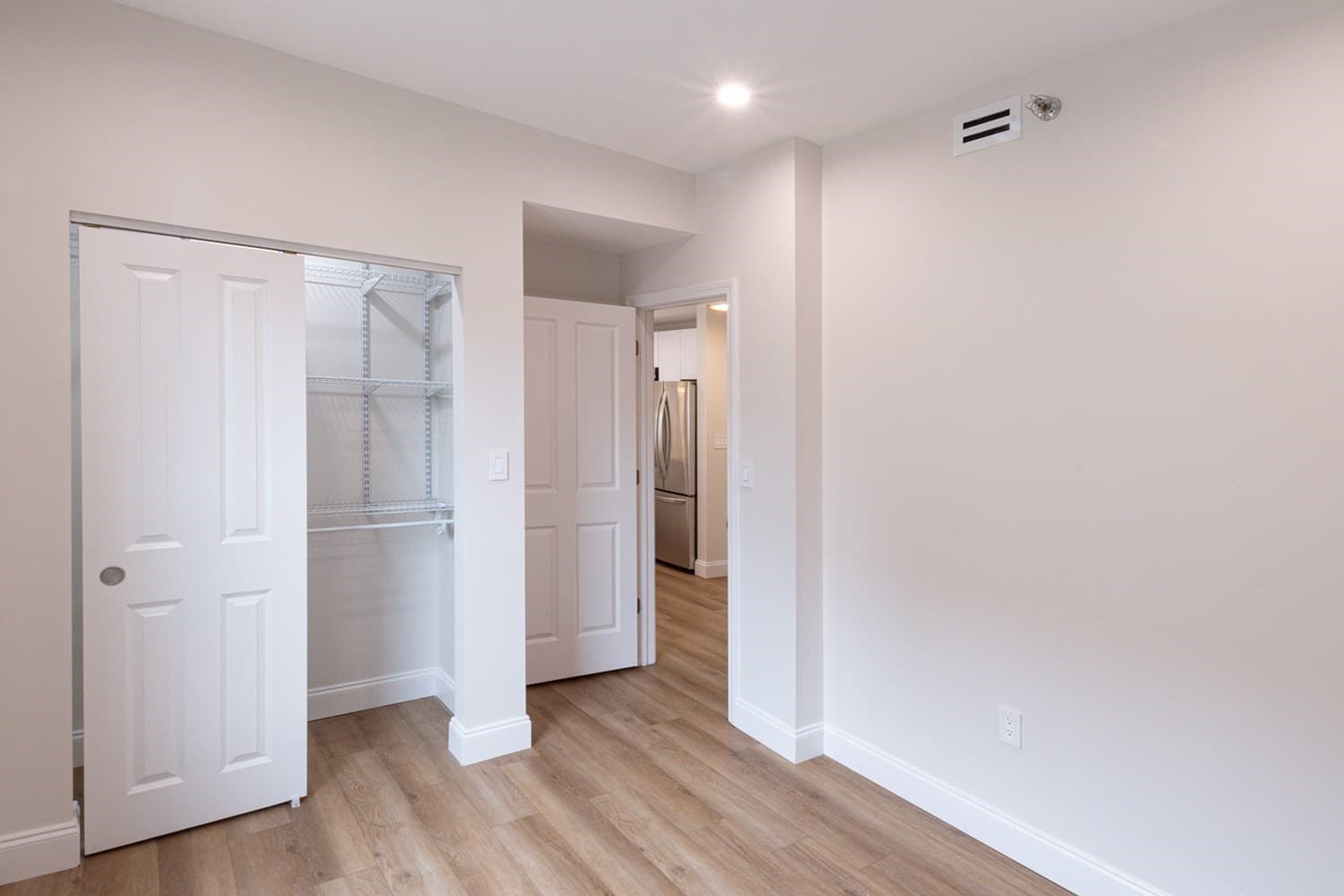 Condominium at 636 Beacon # 405, Boston MA 02215, photo 10 of 16