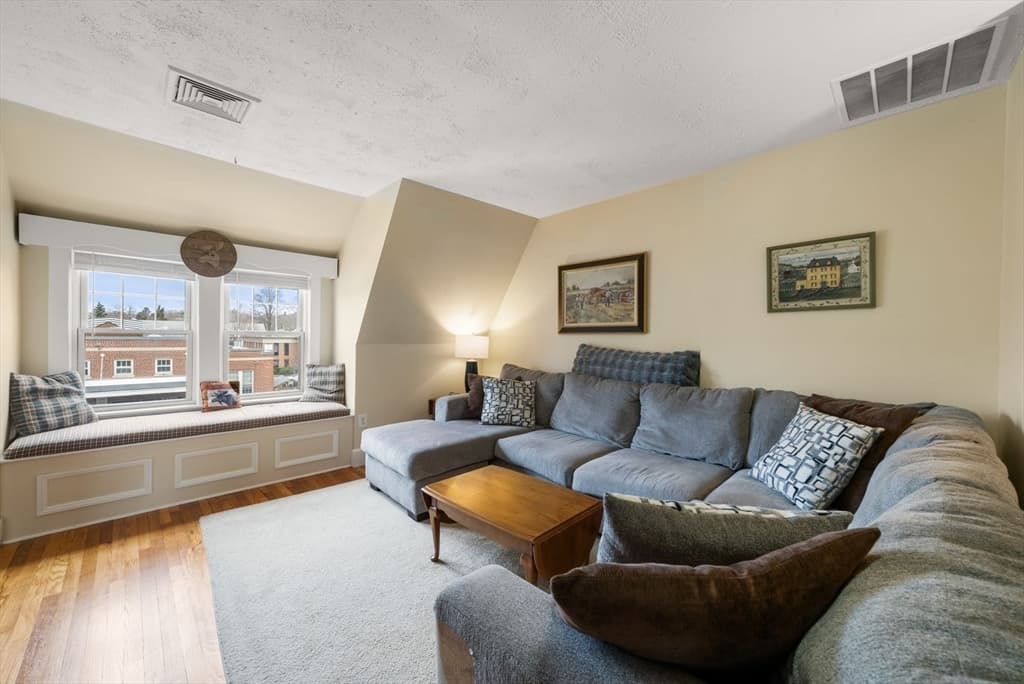 Condominium at 4 Alden St # 3, Danvers MA 01923, Danvers, photo 7 of 40