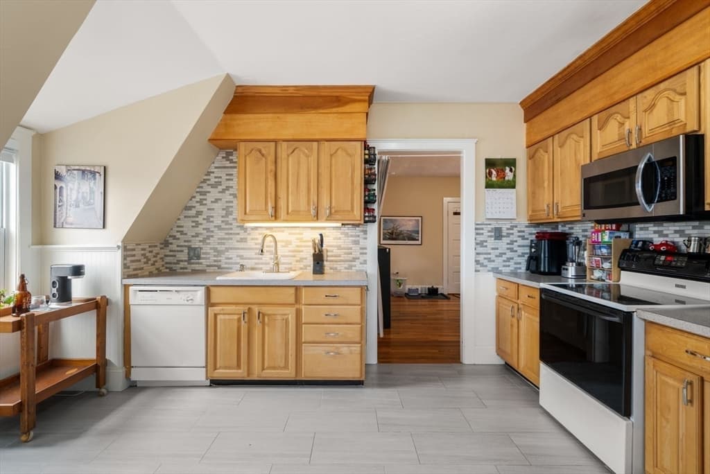 Condominium at 4 Alden St # 3, Danvers MA 01923, Danvers, photo 19 of 40