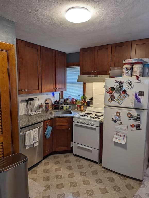 35 Neponset St, Revere MA 02151 photo 2
