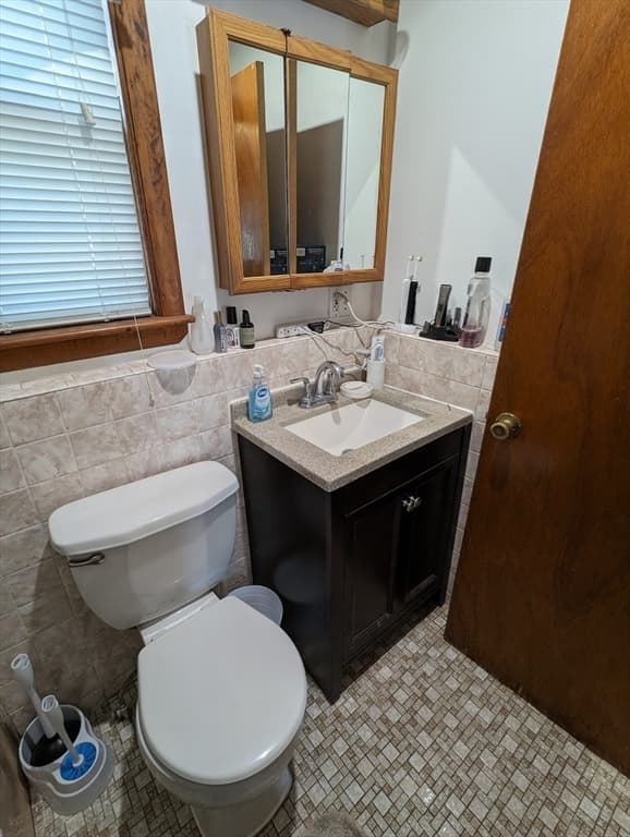 35 Neponset St, Revere MA 02151 photo 16
