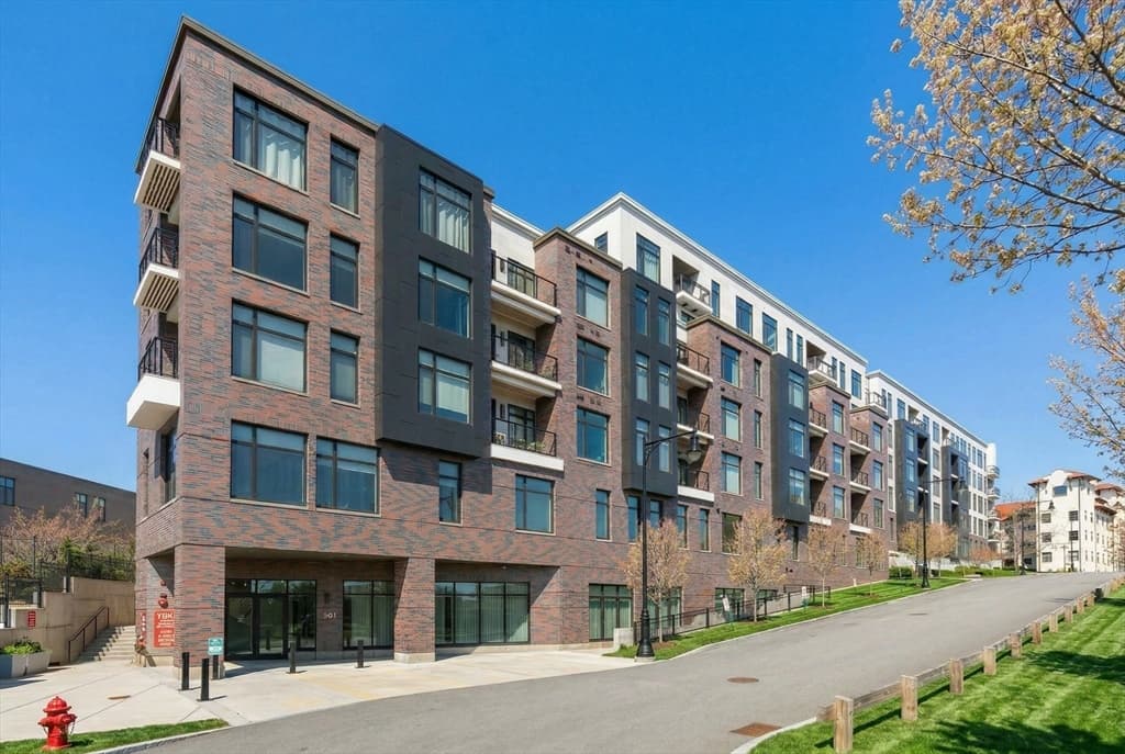 Condominium at 191 Washington St # 423, Boston MA 02135, photo 30 of 31