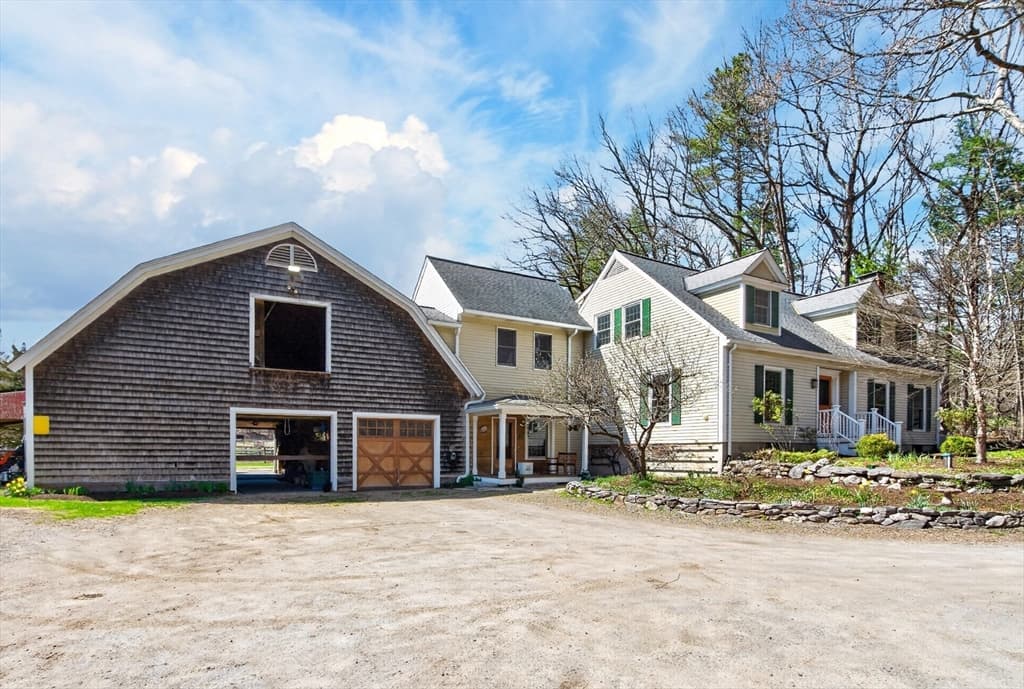 Equestrian at 225 Lowell St, Carlisle MA 01741, Carlisle, photo 6 of 41