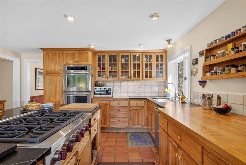 Equestrian at 225 Lowell St, Carlisle MA 01741, Carlisle, photo 12 of 41