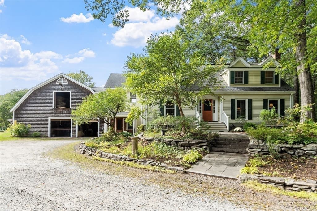 225 Lowell St, Carlisle MA 01741