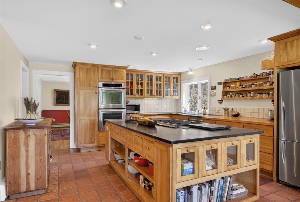 Equestrian at 225 Lowell St, Carlisle MA 01741, Carlisle, photo 10 of 41