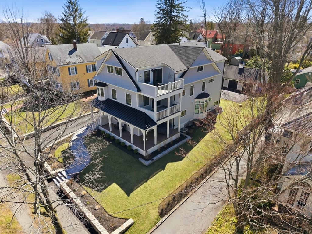 Condominium at 20 Lawrence # 2, Wakefield MA 01880, photo 2 of 38