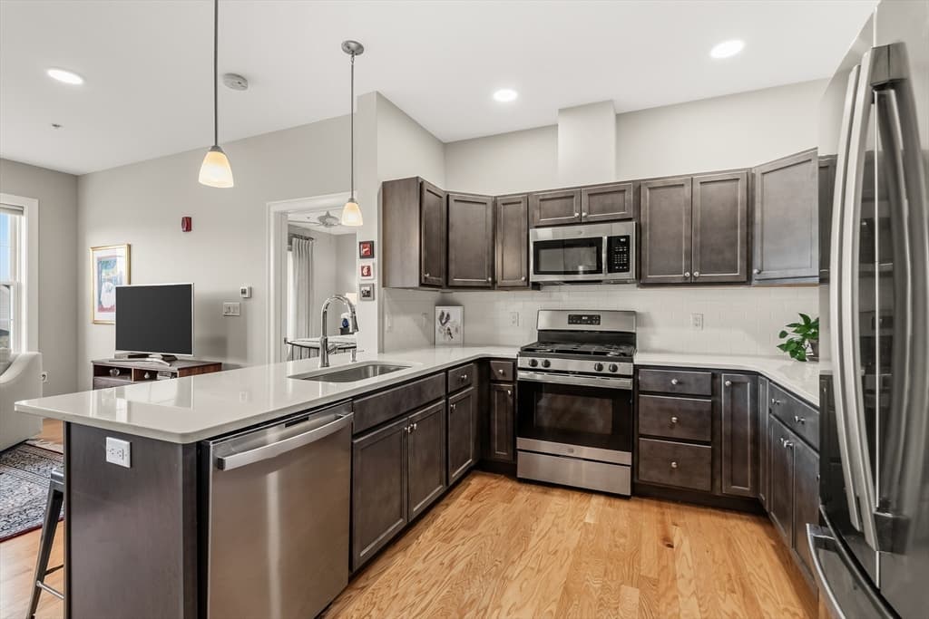 Condominium at 2 Mariners Way # 310, Plymouth MA 02360, photo 6 of 22
