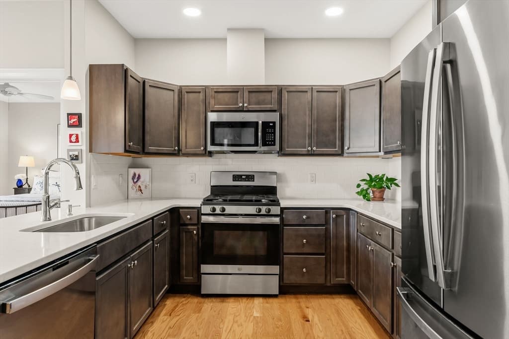 Condominium at 2 Mariners Way # 310, Plymouth MA 02360, photo 7 of 22