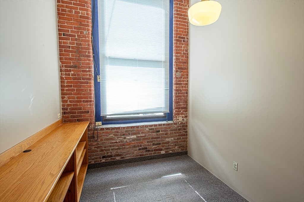 320 Riverside Dr # 3, Northampton MA 01062 photo 11