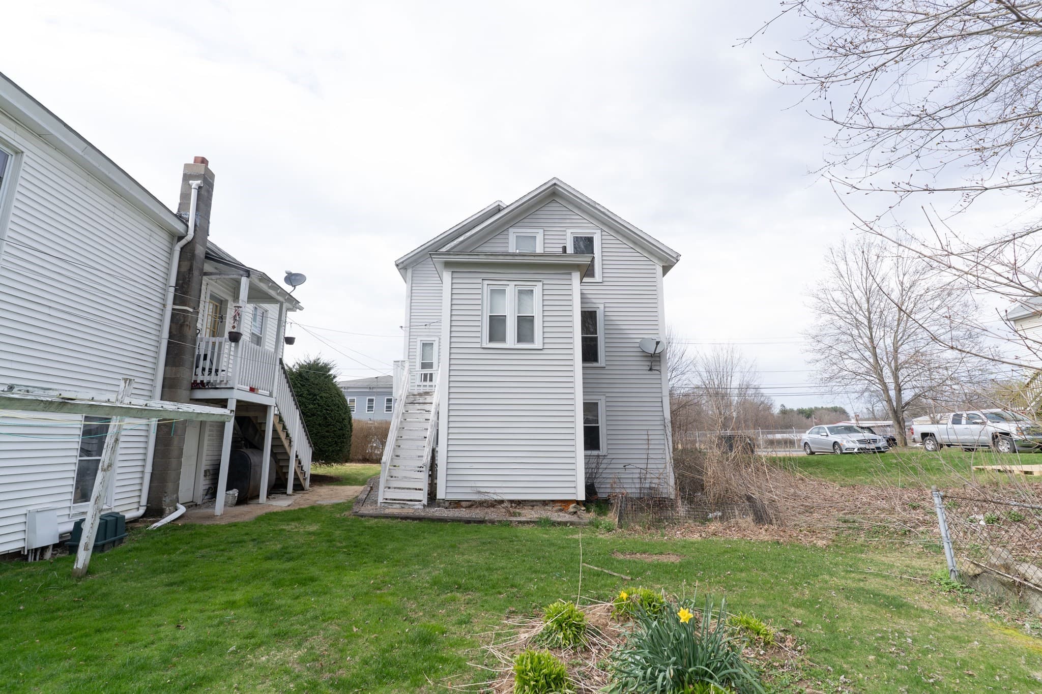 5-9 Family at 15-17 Central St, Brookfield MA 01506, photo 13 of 13